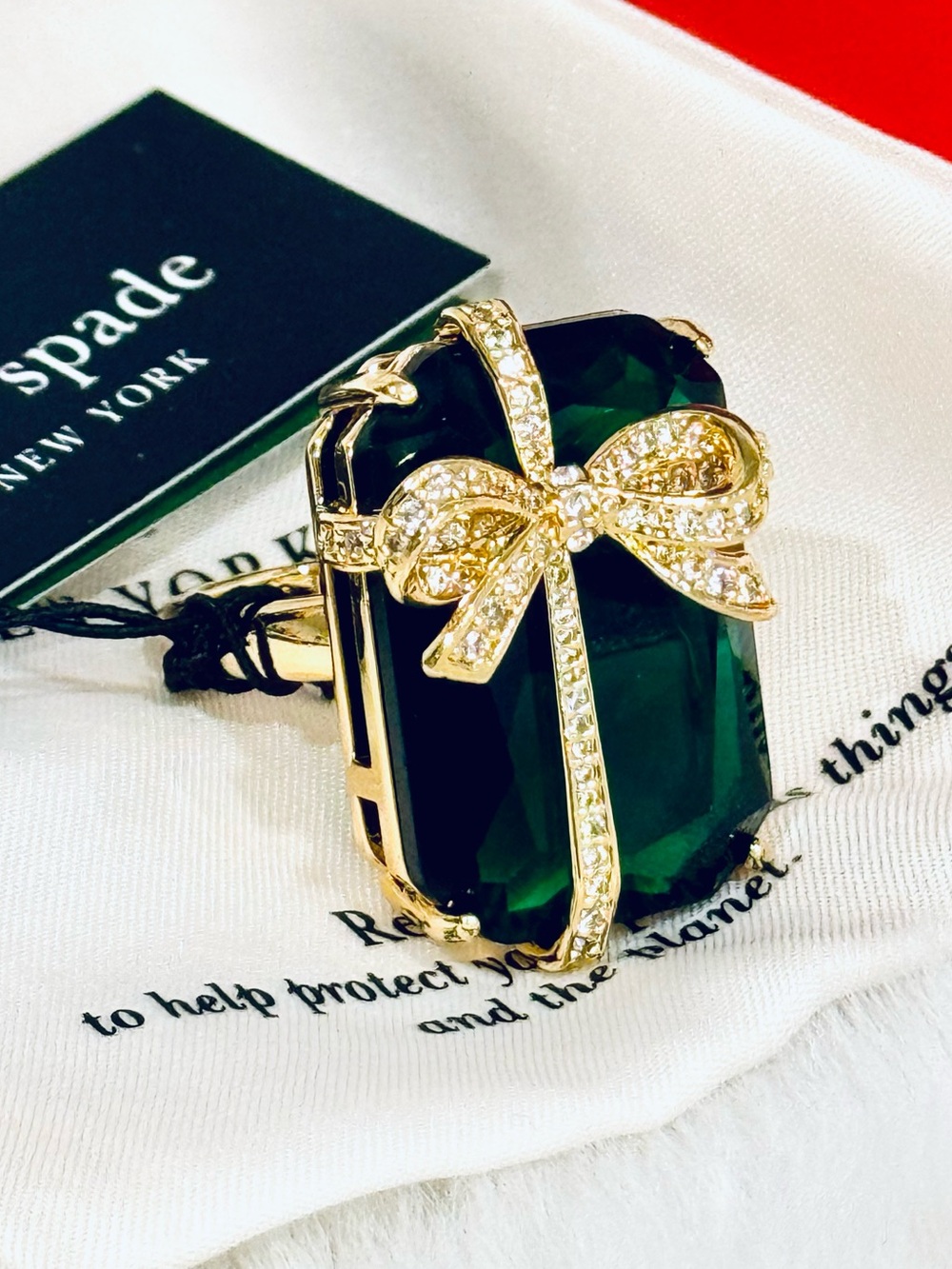 Kate Spade Pave Present Ring green stone beautiful statement cocktail size 8 NWT